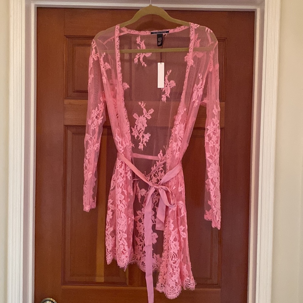 Victoria's Secret Sheer Lace Pink Robe ( Size XS) NEW with tags